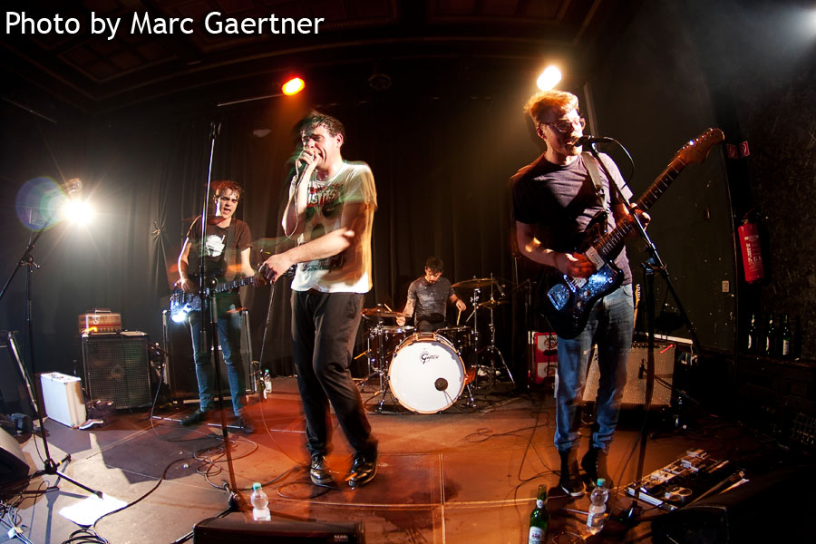 IMAGE: http://photo.marc-gaertner.de/zenphoto/albums/2012/05-19-keinkultur/IMG_7092.jpg